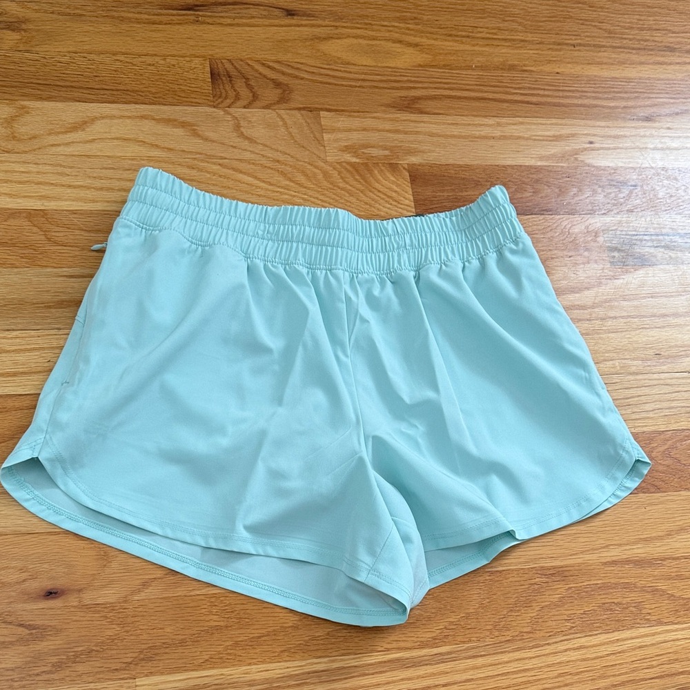 Tek Gear Women's Mid Rise Shorts, NWT